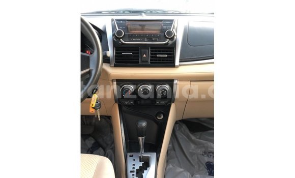 Nunua Imported Toyota Yaris Nyingine Gari ndani ya Import - Dubai nchini Arusha Nunua Imported Toyota Yaris Nyingine Gari ndani ya Import - Dubai nchini Arusha