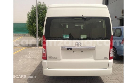 Buy Import Toyota Hiace White Car in Import - Dubai in Arusha Buy Import Toyota Hiace White Car in Import - Dubai in Arusha