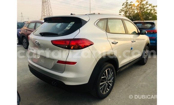 Buy Import Hyundai Tucson Other Car in Import - Dubai in Arusha Buy Import Hyundai Tucson Other Car in Import - Dubai in Arusha