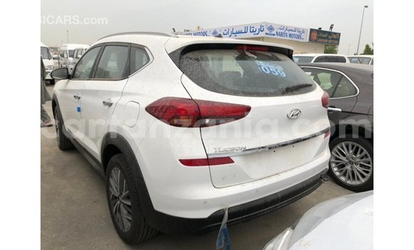 Nunua Imported Hyundai Tucson Nyeupe Gari ndani ya Import - Dubai nchini Arusha Nunua Imported Hyundai Tucson Nyeupe Gari ndani ya Import - Dubai nchini Arusha