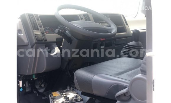 Nunua Imported Isuzu Rodeo Nyeupe Gari ndani ya Import - Dubai nchini Arusha Nunua Imported Isuzu Rodeo Nyeupe Gari ndani ya Import - Dubai nchini Arusha