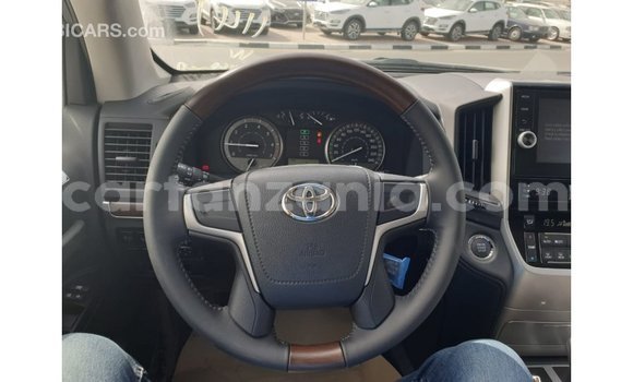 Buy Import Toyota Land Cruiser Black Car in Import - Dubai in Arusha Buy Import Toyota Land Cruiser Black Car in Import - Dubai in Arusha