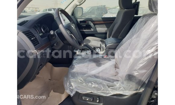 Buy Import Toyota Land Cruiser Black Car in Import - Dubai in Arusha Buy Import Toyota Land Cruiser Black Car in Import - Dubai in Arusha