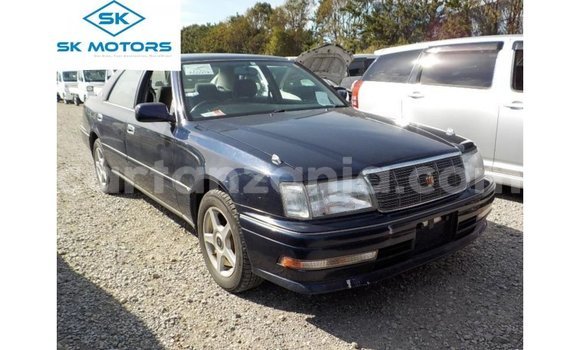 Buy Import Toyota Crown Blue Car in Import - Dubai in Arusha