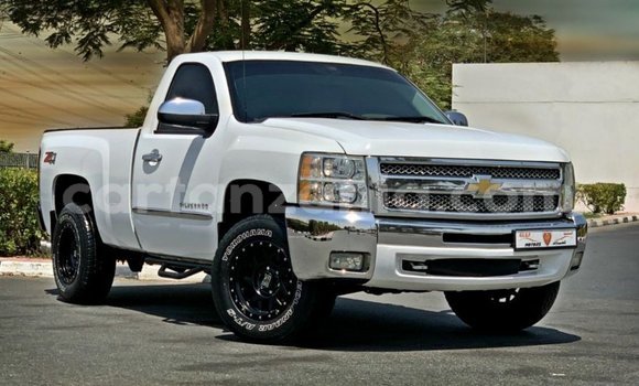 Buy Import Chevrolet Silverado White Car in Import - Dubai in Arusha Buy Import Chevrolet Silverado White Car in Import - Dubai in Arusha