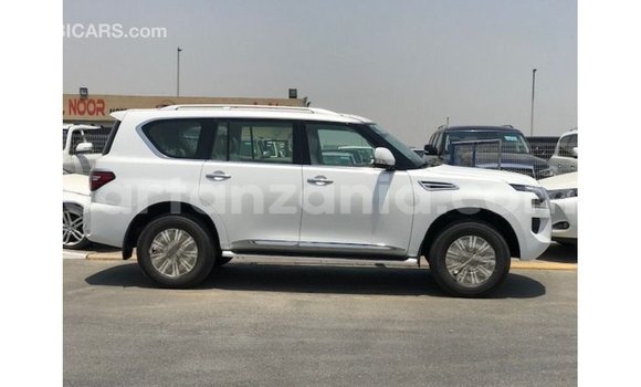 Buy Import Nissan Patrol White Car in Import - Dubai in Arusha Buy Import Nissan Patrol White Car in Import - Dubai in Arusha