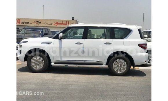 Buy Import Nissan Patrol White Car in Import - Dubai in Arusha Buy Import Nissan Patrol White Car in Import - Dubai in Arusha