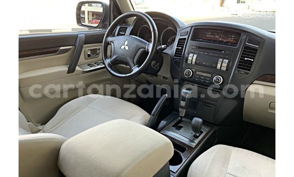 Buy Import Mitsubishi Pajero Other Car in Import - Dubai in Arusha Buy Import Mitsubishi Pajero Other Car in Import - Dubai in Arusha