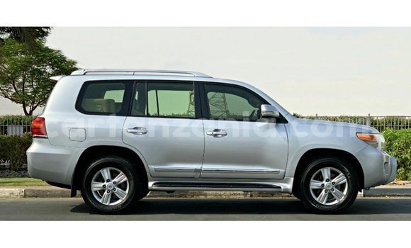 Buy Import Toyota Land Cruiser Other Car in Import - Dubai in Arusha Buy Import Toyota Land Cruiser Other Car in Import - Dubai in Arusha