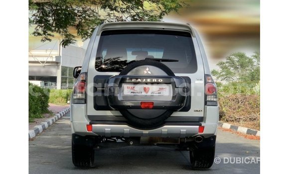 Buy Import Mitsubishi Pajero White Car in Import - Dubai in Arusha Buy Import Mitsubishi Pajero White Car in Import - Dubai in Arusha