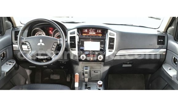 Buy Import Mitsubishi Pajero White Car in Import - Dubai in Arusha Buy Import Mitsubishi Pajero White Car in Import - Dubai in Arusha