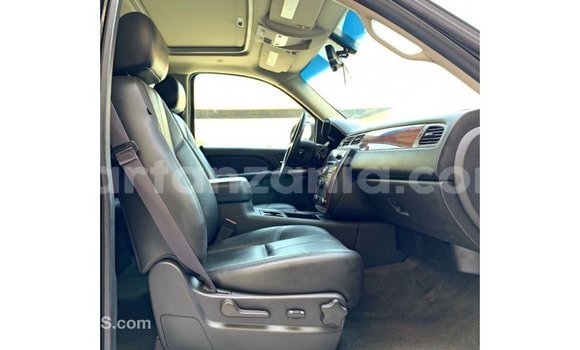 Buy Import Chevrolet Suburban Black Car in Import - Dubai in Arusha Buy Import Chevrolet Suburban Black Car in Import - Dubai in Arusha