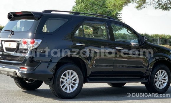 Buy Import Toyota Fortuner Black Car in Import - Dubai in Arusha Buy Import Toyota Fortuner Black Car in Import - Dubai in Arusha