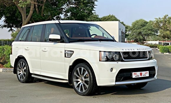 Buy Import Land Rover Range Rover White Car in Import - Dubai in Arusha Buy Import Land Rover Range Rover White Car in Import - Dubai in Arusha