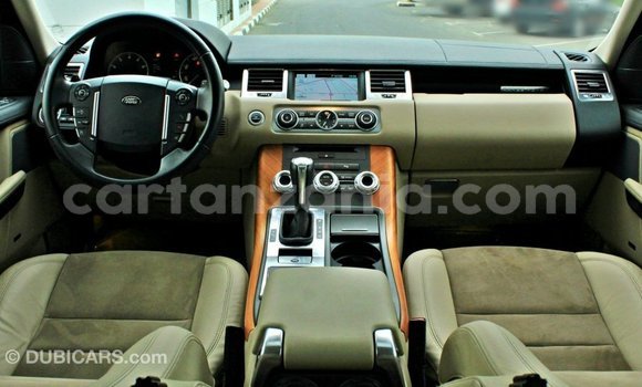 Buy Import Land Rover Range Rover Blue Car in Import - Dubai in Arusha Buy Import Land Rover Range Rover Blue Car in Import - Dubai in Arusha