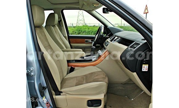 Buy Import Land Rover Range Rover Blue Car in Import - Dubai in Arusha Buy Import Land Rover Range Rover Blue Car in Import - Dubai in Arusha
