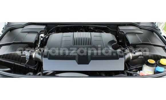 Buy Import Land Rover Range Rover Blue Car in Import - Dubai in Arusha Buy Import Land Rover Range Rover Blue Car in Import - Dubai in Arusha