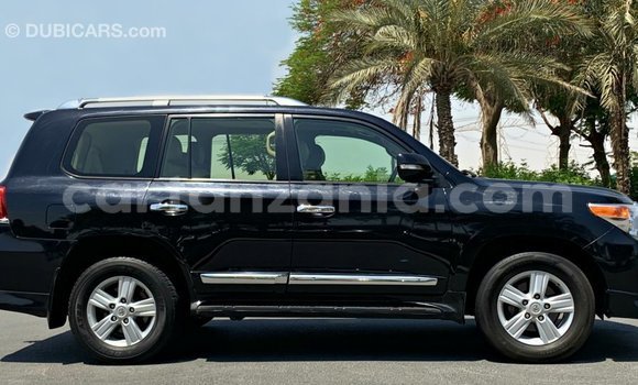 Buy Import Toyota Land Cruiser Black Car in Import - Dubai in Arusha Buy Import Toyota Land Cruiser Black Car in Import - Dubai in Arusha
