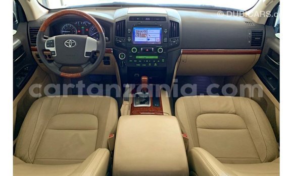 Nunua Imported Toyota Land Cruiser Nyingine Gari ndani ya Import - Dubai nchini Arusha Nunua Imported Toyota Land Cruiser Nyingine Gari ndani ya Import - Dubai nchini Arusha