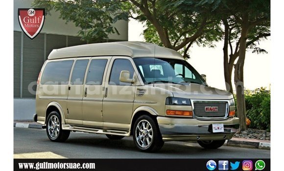 Buy Import GMC Acadia Other Car in Import - Dubai in Arusha