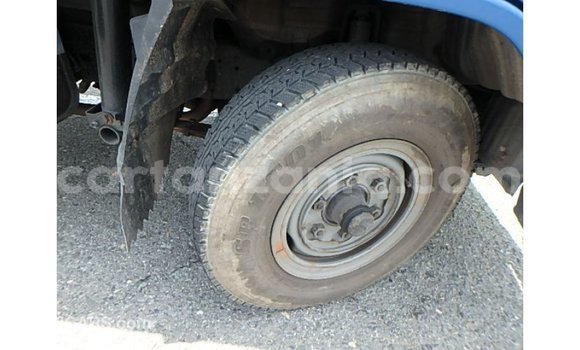 Buy Import Toyota 4Runner Blue Car in Import - Dubai in Arusha Buy Import Toyota 4Runner Blue Car in Import - Dubai in Arusha