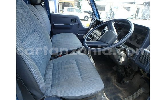 Buy Import Toyota 4Runner Blue Car in Import - Dubai in Arusha Buy Import Toyota 4Runner Blue Car in Import - Dubai in Arusha