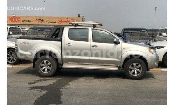 Nunua Imported Toyota Hilux Nyingine Gari ndani ya Import - Dubai nchini Arusha Nunua Imported Toyota Hilux Nyingine Gari ndani ya Import - Dubai nchini Arusha