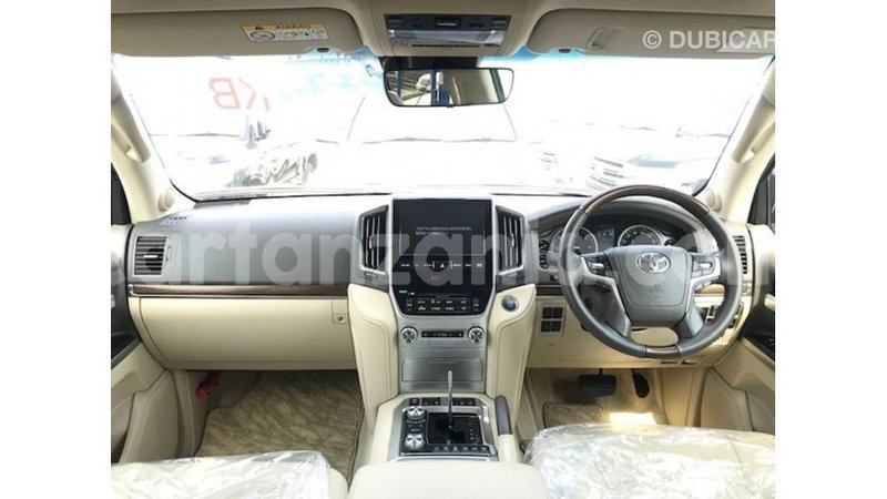 Big with watermark toyota land cruiser arusha import dubai 10109