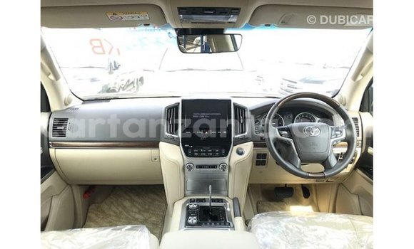Nunua Imported Toyota Land Cruiser Nyeusi Gari ndani ya Import - Dubai nchini Arusha Nunua Imported Toyota Land Cruiser Nyeusi Gari ndani ya Import - Dubai nchini Arusha