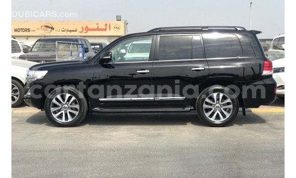 Nunua Imported Toyota Land Cruiser Nyeusi Gari ndani ya Import - Dubai nchini Arusha Nunua Imported Toyota Land Cruiser Nyeusi Gari ndani ya Import - Dubai nchini Arusha