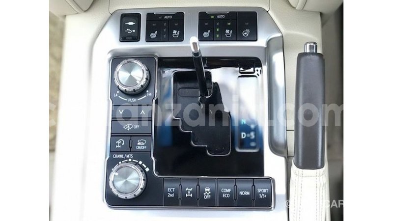 Big with watermark toyota land cruiser arusha import dubai 10109