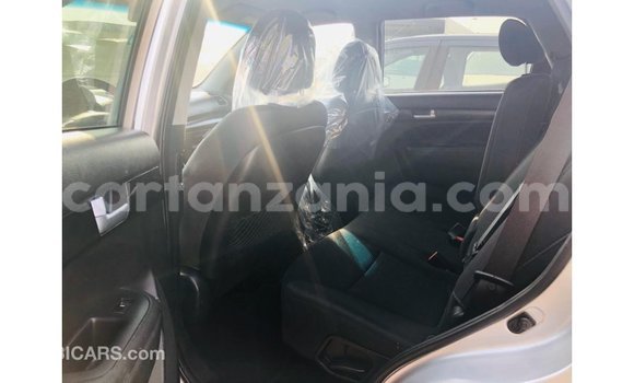 Buy Import Kia Sorento Other Car in Import - Dubai in Arusha Buy Import Kia Sorento Other Car in Import - Dubai in Arusha