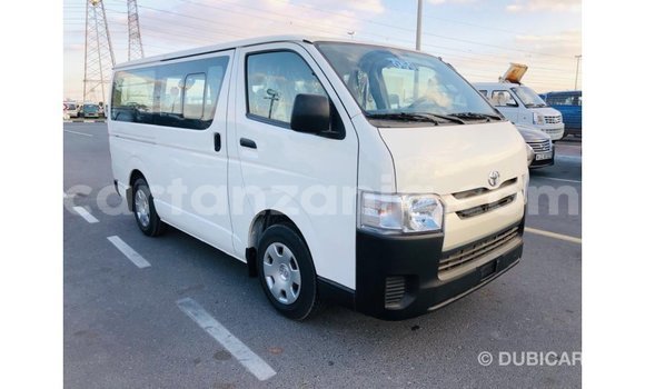 Buy Import Toyota Hiace White Car in Import - Dubai in Arusha Buy Import Toyota Hiace White Car in Import - Dubai in Arusha