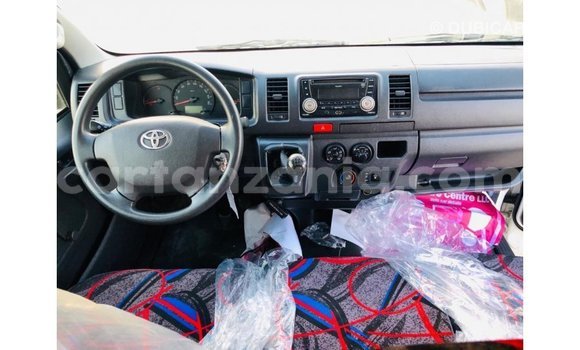 Buy Import Toyota Hiace White Car in Import - Dubai in Arusha Buy Import Toyota Hiace White Car in Import - Dubai in Arusha