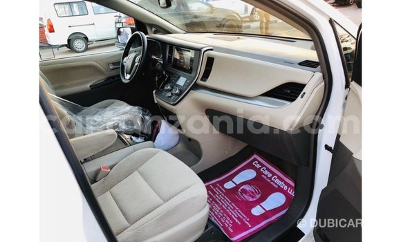 Buy Import Toyota Sienna White Car in Import - Dubai in Arusha Buy Import Toyota Sienna White Car in Import - Dubai in Arusha