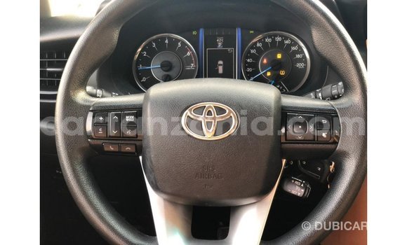 Nunua Imported Toyota Fortuner Nyingine Gari ndani ya Import - Dubai nchini Arusha Nunua Imported Toyota Fortuner Nyingine Gari ndani ya Import - Dubai nchini Arusha