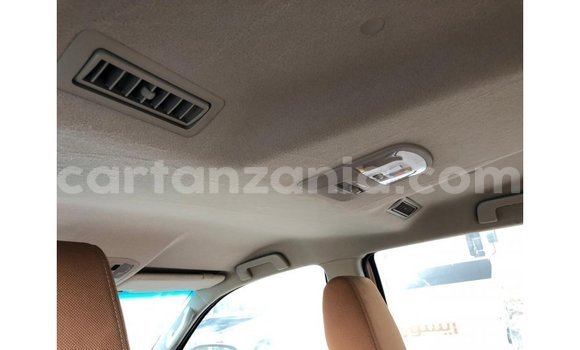 Nunua Imported Toyota Fortuner Nyingine Gari ndani ya Import - Dubai nchini Arusha Nunua Imported Toyota Fortuner Nyingine Gari ndani ya Import - Dubai nchini Arusha