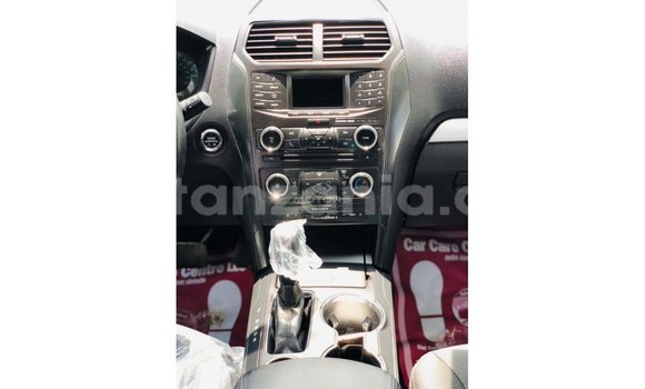 Nunua Imported Ford Explorer Nyingine Gari ndani ya Import - Dubai nchini Arusha Nunua Imported Ford Explorer Nyingine Gari ndani ya Import - Dubai nchini Arusha