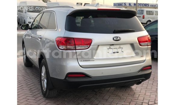 Nunua Imported Kia Sorento Nyingine Gari ndani ya Import - Dubai nchini Arusha Nunua Imported Kia Sorento Nyingine Gari ndani ya Import - Dubai nchini Arusha