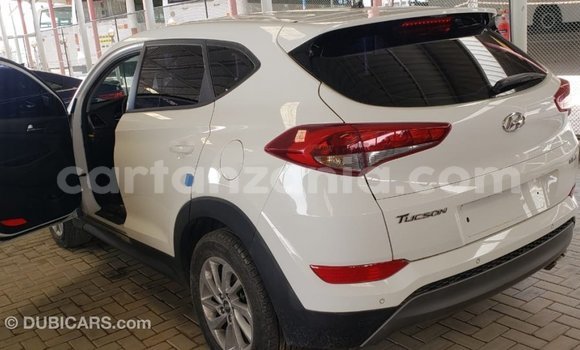 Buy Import Hyundai Tucson White Car in Import - Dubai in Arusha Buy Import Hyundai Tucson White Car in Import - Dubai in Arusha