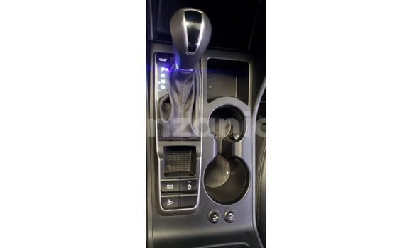 Buy Import Hyundai Tucson White Car in Import - Dubai in Arusha Buy Import Hyundai Tucson White Car in Import - Dubai in Arusha