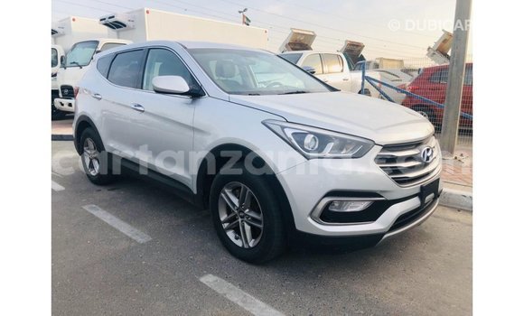 Buy Import Hyundai Santa Fe Other Car in Import - Dubai in Arusha Buy Import Hyundai Santa Fe Other Car in Import - Dubai in Arusha