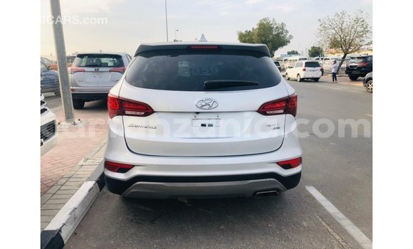 Buy Import Hyundai Santa Fe Other Car in Import - Dubai in Arusha Buy Import Hyundai Santa Fe Other Car in Import - Dubai in Arusha