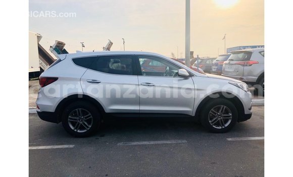 Buy Import Hyundai Santa Fe Other Car in Import - Dubai in Arusha Buy Import Hyundai Santa Fe Other Car in Import - Dubai in Arusha