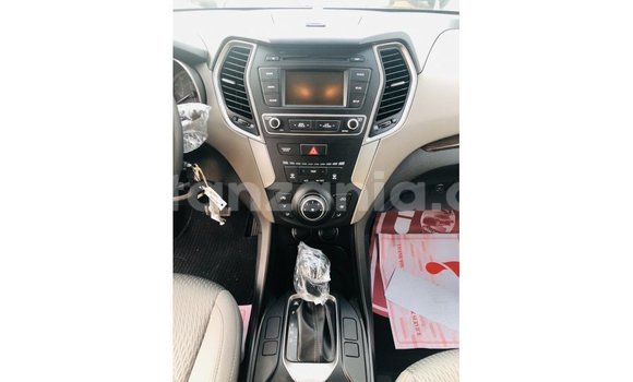 Buy Import Hyundai Santa Fe Other Car in Import - Dubai in Arusha Buy Import Hyundai Santa Fe Other Car in Import - Dubai in Arusha