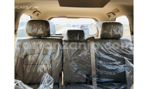 Buy Import Toyota Land Cruiser White Car in Import - Dubai in Arusha Buy Import Toyota Land Cruiser White Car in Import - Dubai in Arusha