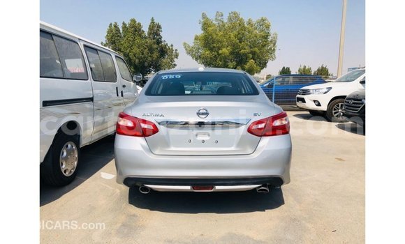 Nunua Imported Nissan Altima Nyingine Gari ndani ya Import - Dubai nchini Arusha Nunua Imported Nissan Altima Nyingine Gari ndani ya Import - Dubai nchini Arusha