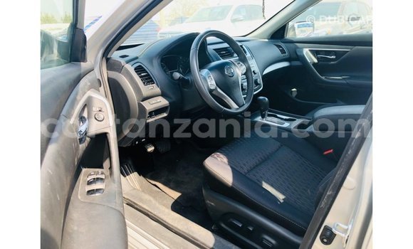 Nunua Imported Nissan Altima Nyingine Gari ndani ya Import - Dubai nchini Arusha Nunua Imported Nissan Altima Nyingine Gari ndani ya Import - Dubai nchini Arusha