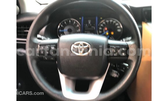 Buy Import Toyota Fortuner White Car in Import - Dubai in Arusha Buy Import Toyota Fortuner White Car in Import - Dubai in Arusha