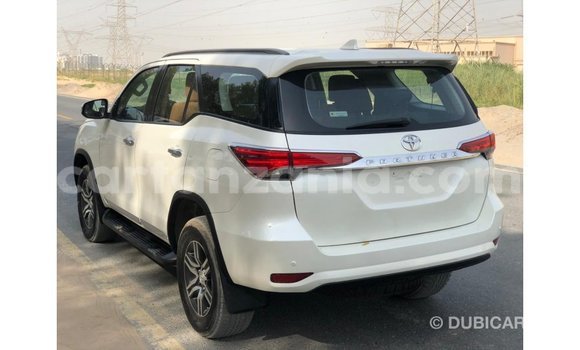 Buy Import Toyota Fortuner White Car in Import - Dubai in Arusha Buy Import Toyota Fortuner White Car in Import - Dubai in Arusha